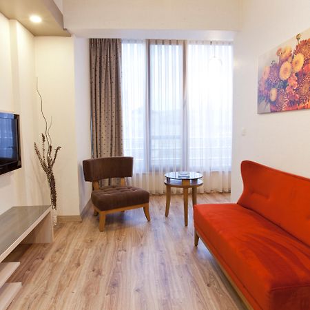 La Flora House Hotel コジャエリ エクステリア 写真